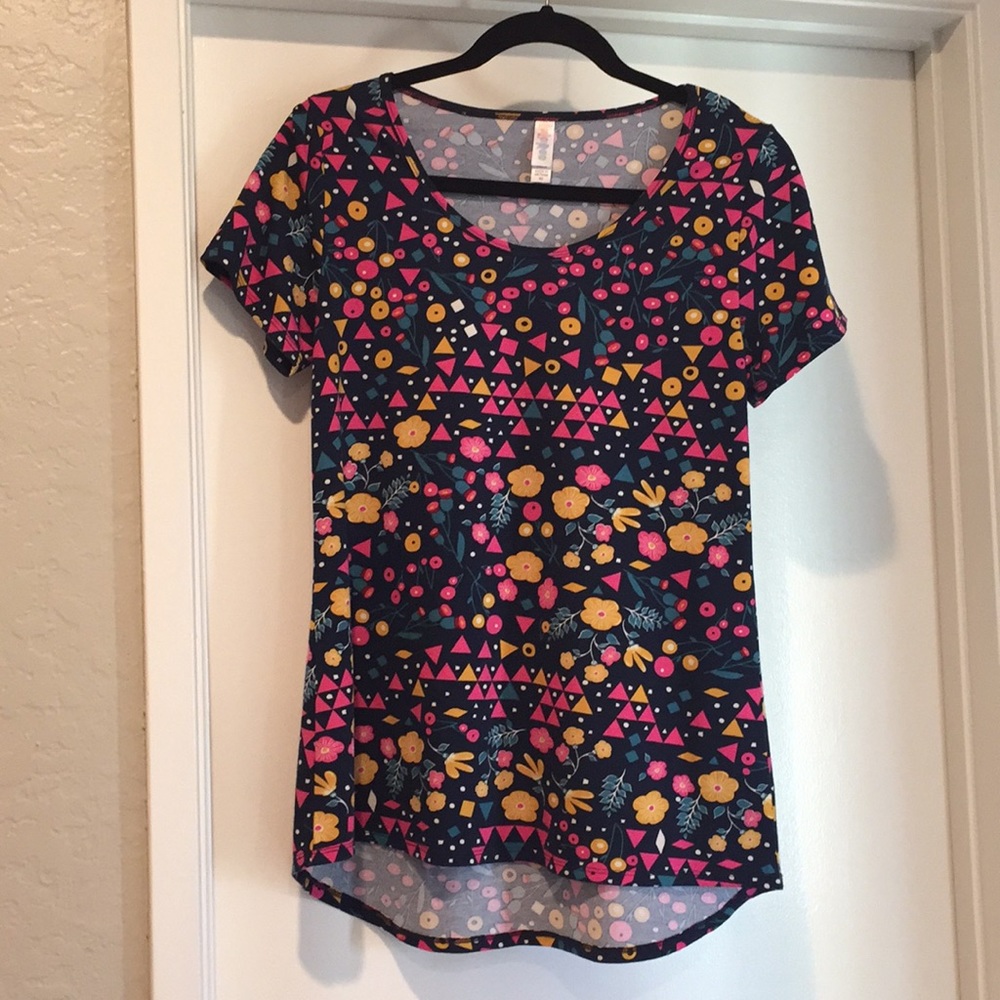 LulaRoe Classic Tee